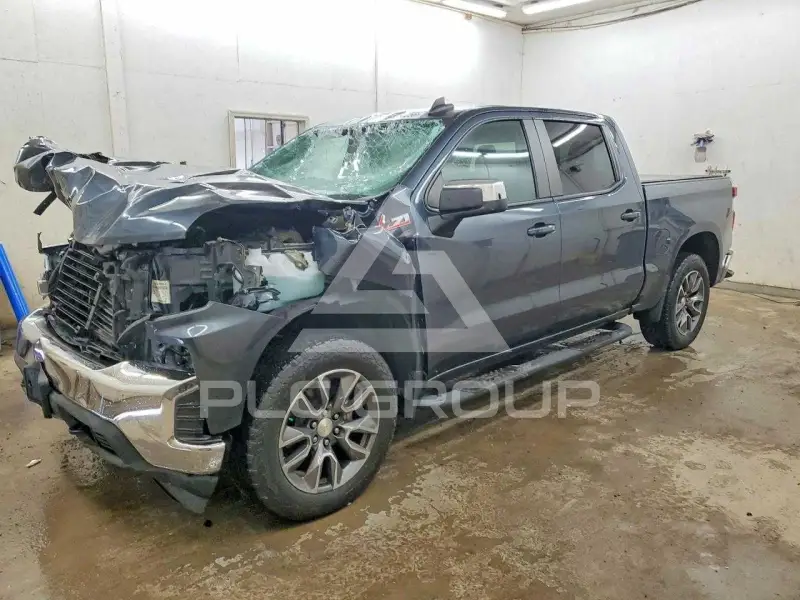 2021 Chevrolet Silverado photo