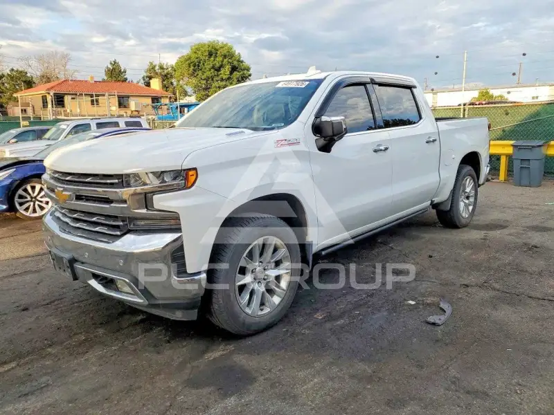 2021 Chevrolet Silverado photo