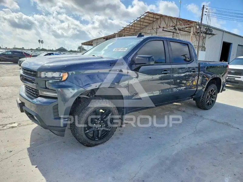 2021 Chevrolet Silverado photo