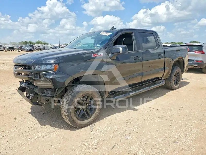 2021 Chevrolet Silverado photo