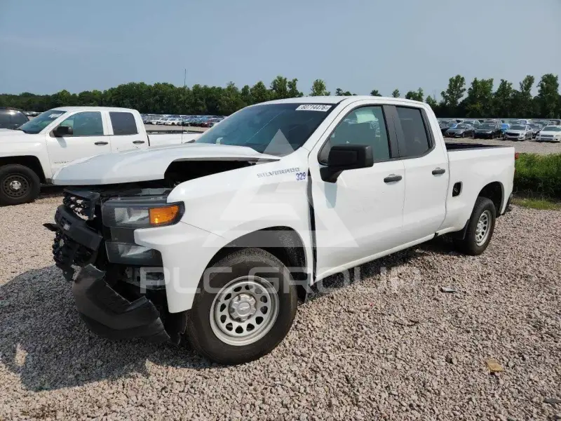 2021 Chevrolet Silverado photo