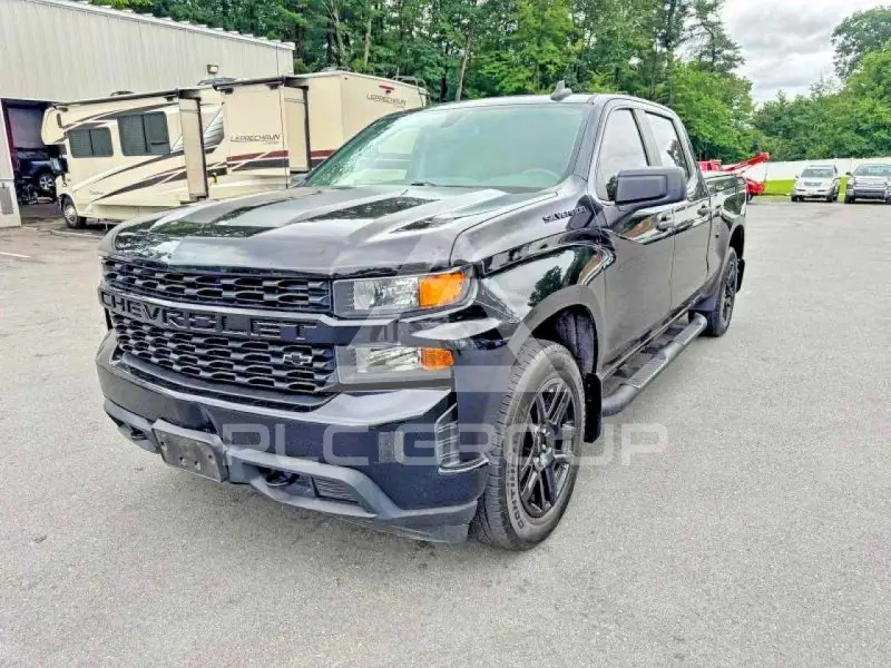 2021 Chevrolet Silverado photo
