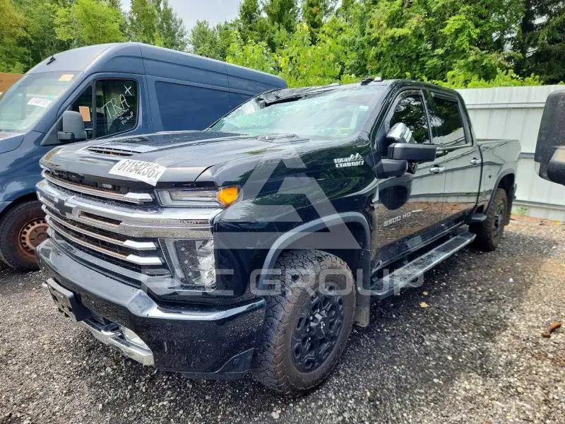2021 Chevrolet Silverado photo