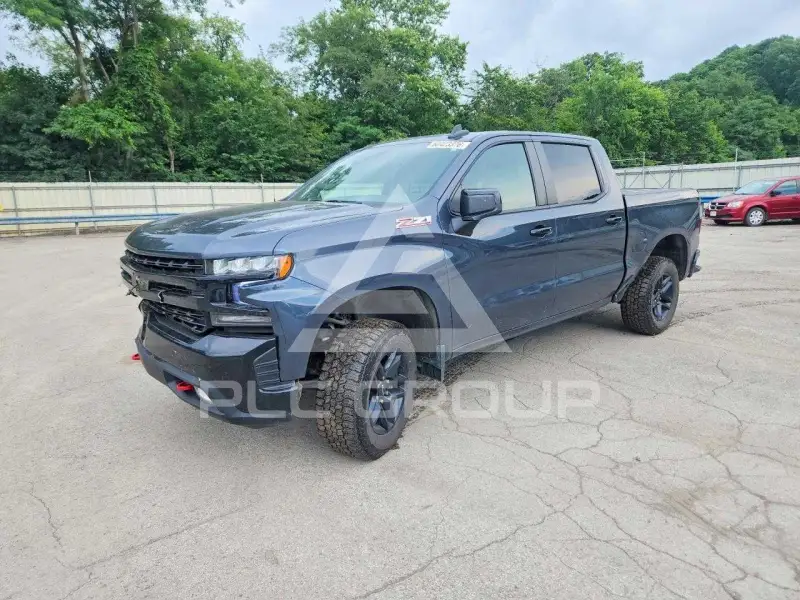2021 Chevrolet Silverado photo