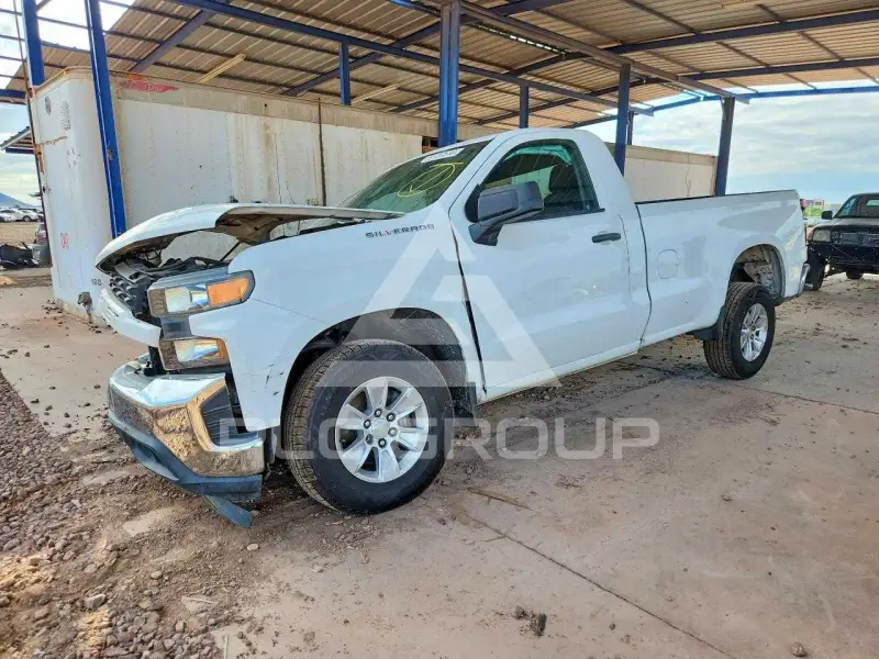 2021 Chevrolet Silverado photo