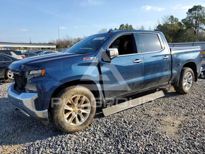 2021 Chevrolet Silverado photo