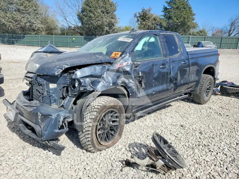 2021 Chevrolet Silverado photo