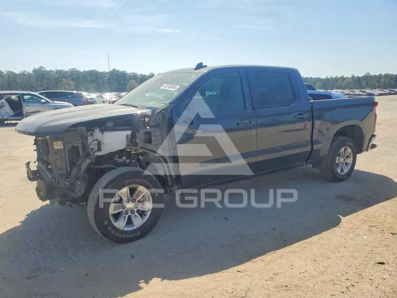 2021 Chevrolet Silverado photo