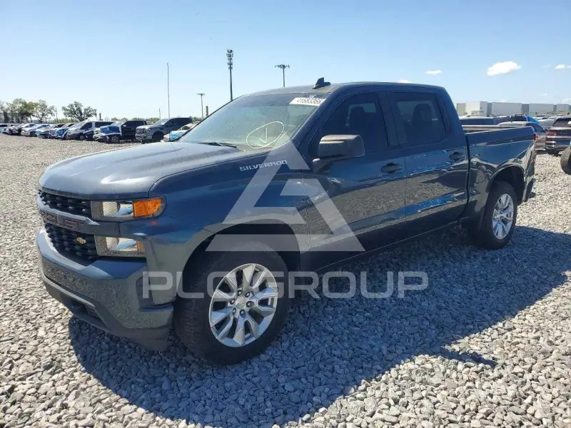 2021 Chevrolet Silverado photo