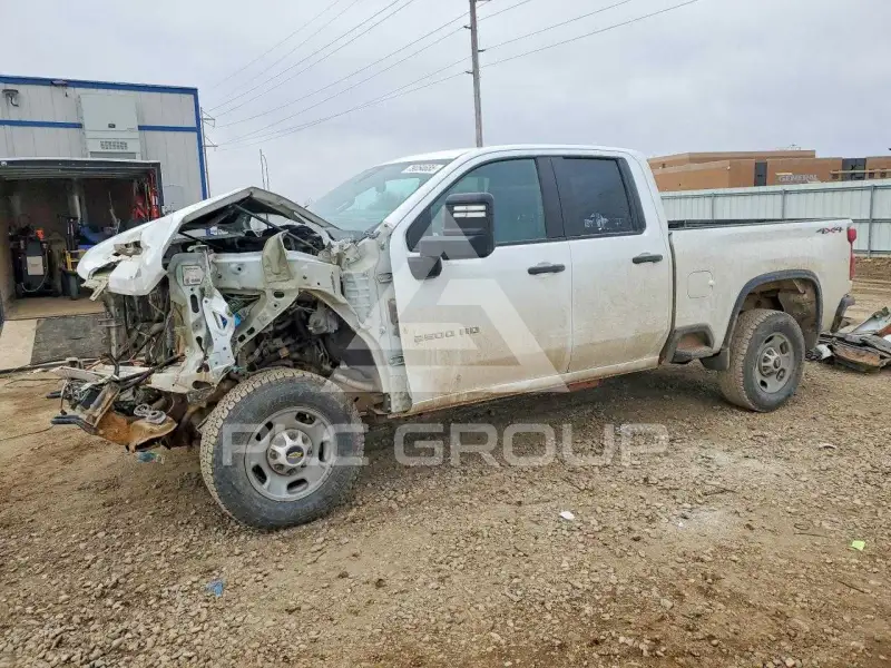 2021 Chevrolet Silverado photo