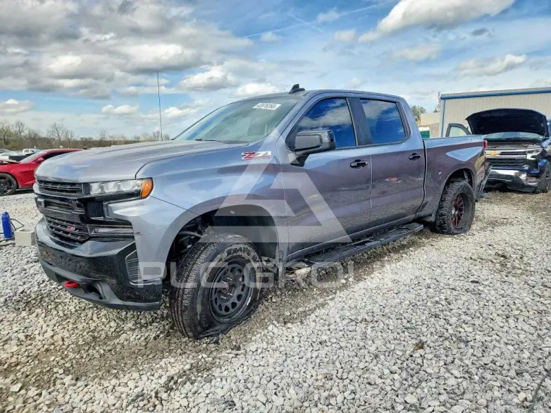 2021 Chevrolet Silverado фото