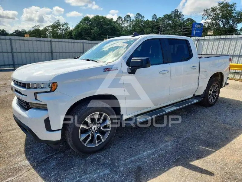 2021 Chevrolet Silverado photo