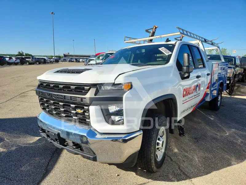 2021 Chevrolet Silverado photo