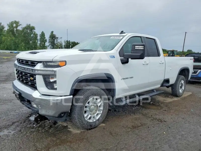 2021 Chevrolet Silverado фото