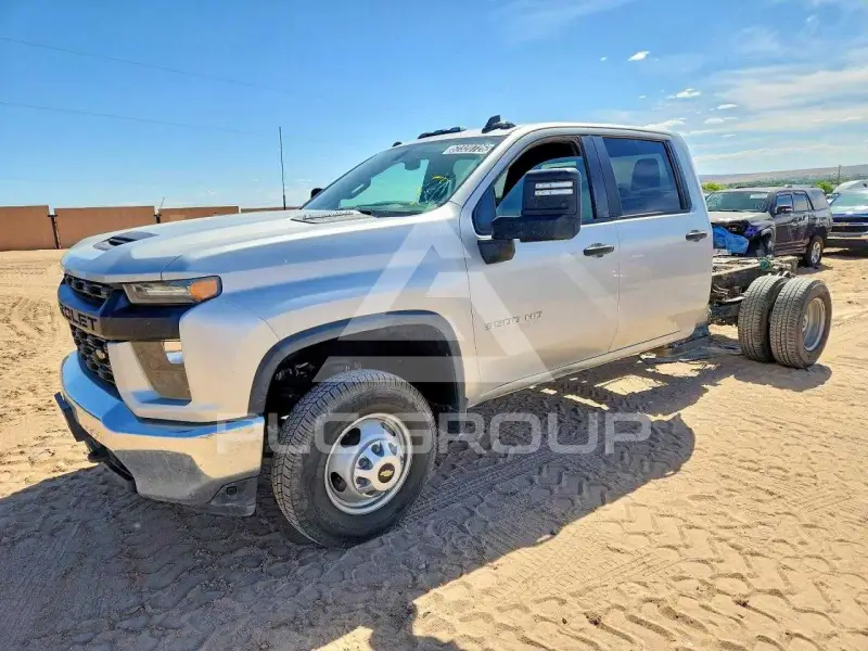 2021 Chevrolet Silverado фото