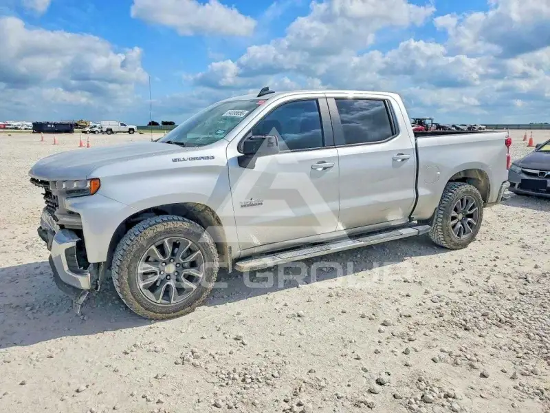 2021 Chevrolet Silverado photo