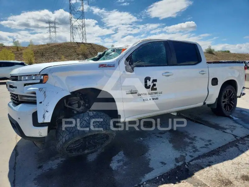 2021 Chevrolet Silverado photo