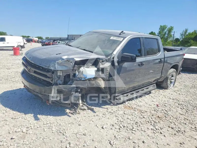 2021 Chevrolet Silverado photo