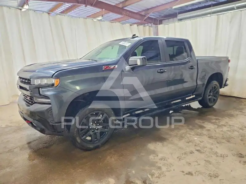 2021 Chevrolet Silverado photo