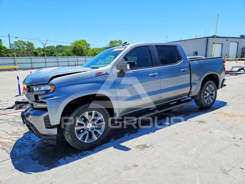 2021 Chevrolet Silverado photo