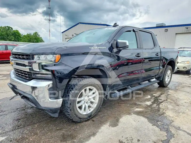 2021 Chevrolet Silverado photo