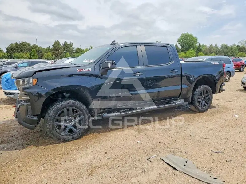 2021 Chevrolet Silverado photo