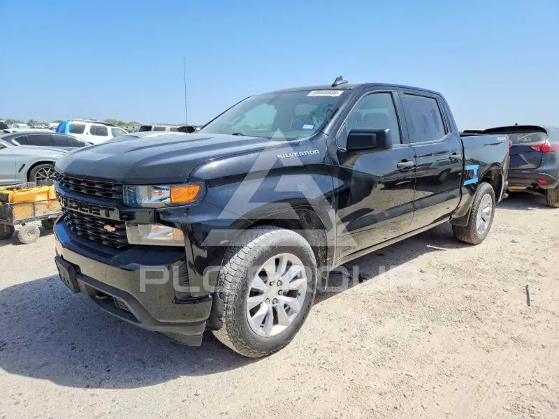 2021 Chevrolet Silverado photo