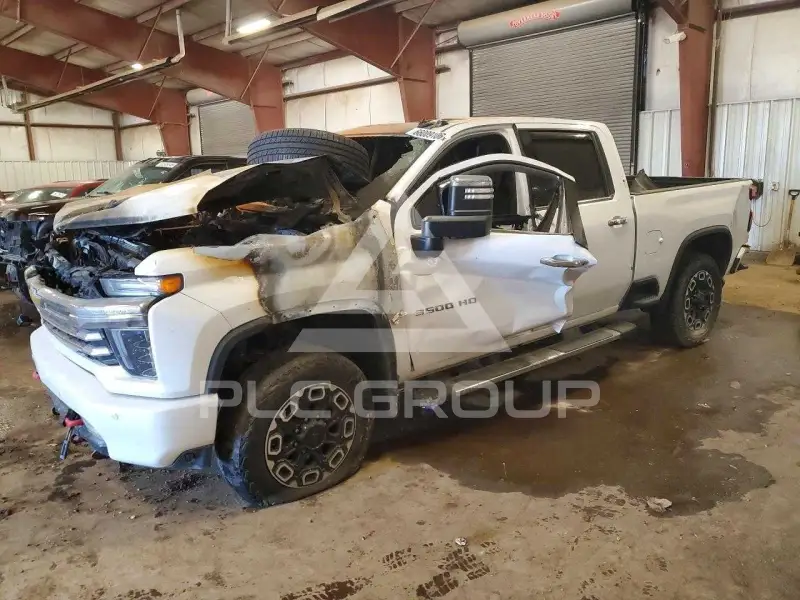2021 Chevrolet Silverado фото