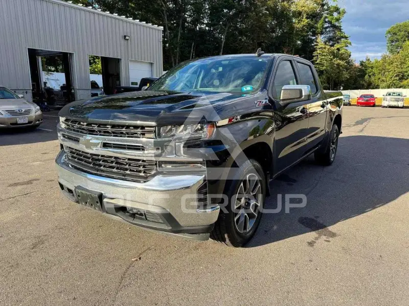 2021 Chevrolet Silverado photo