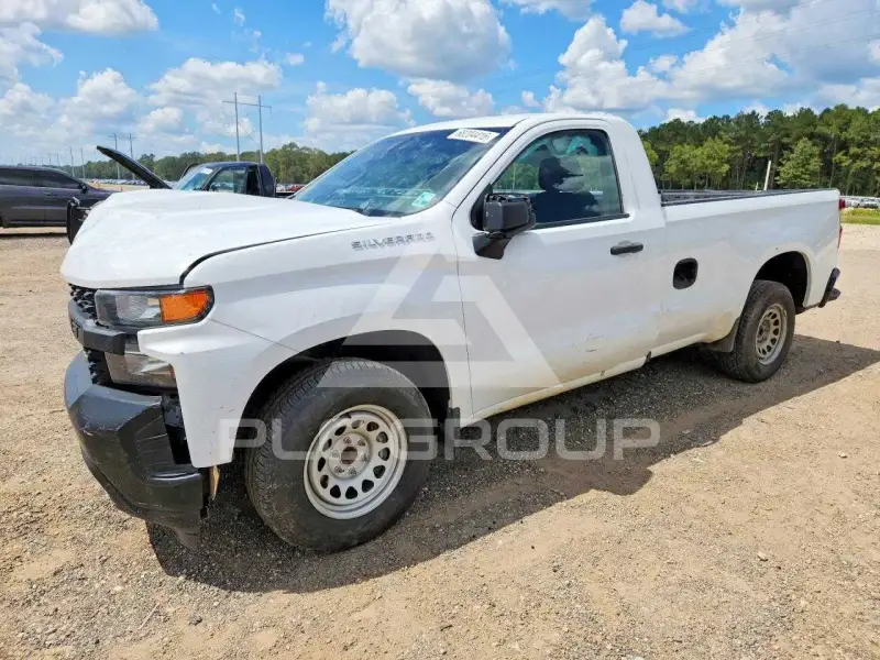 2021 Chevrolet Silverado photo