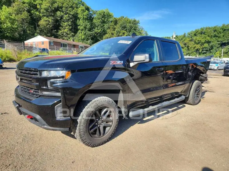 2021 Chevrolet Silverado photo