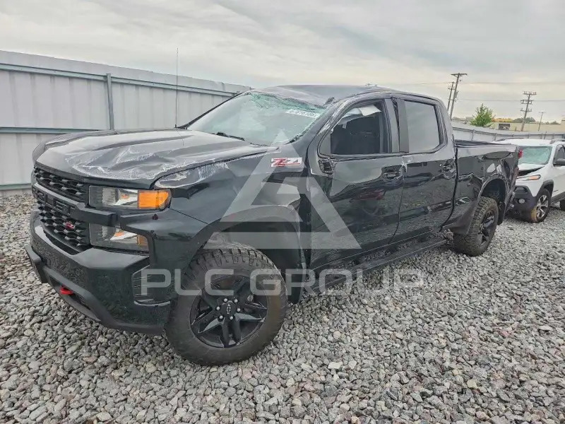 2021 Chevrolet Silverado photo