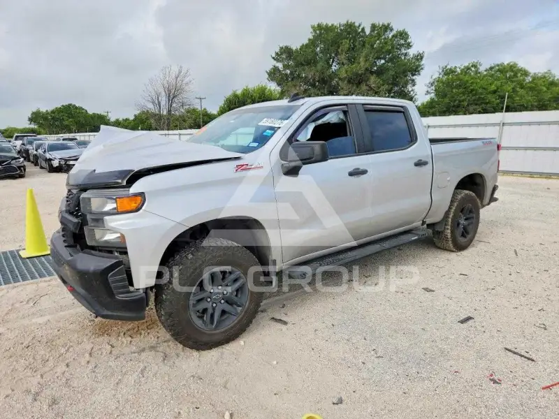 2021 Chevrolet Silverado photo