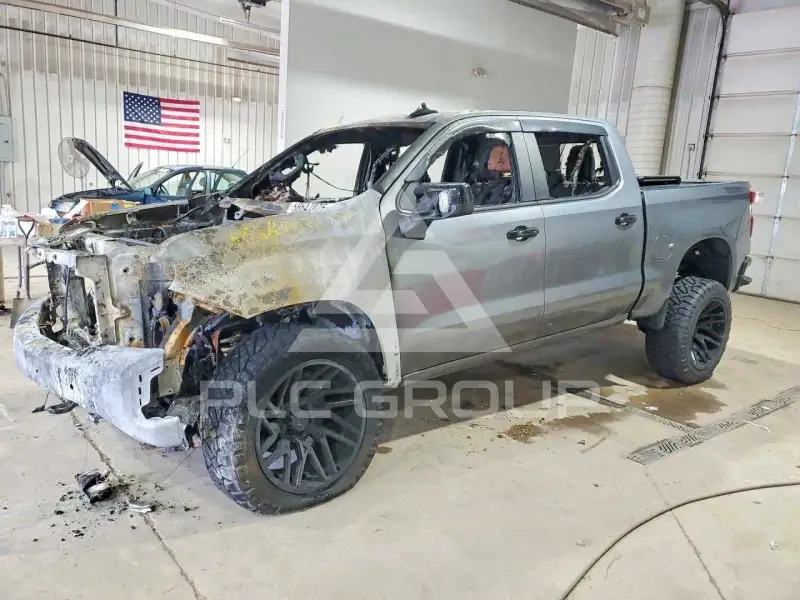 2021 Chevrolet Silverado фото