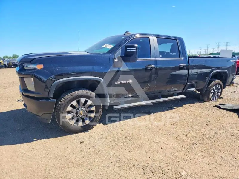 2021 Chevrolet Silverado фото