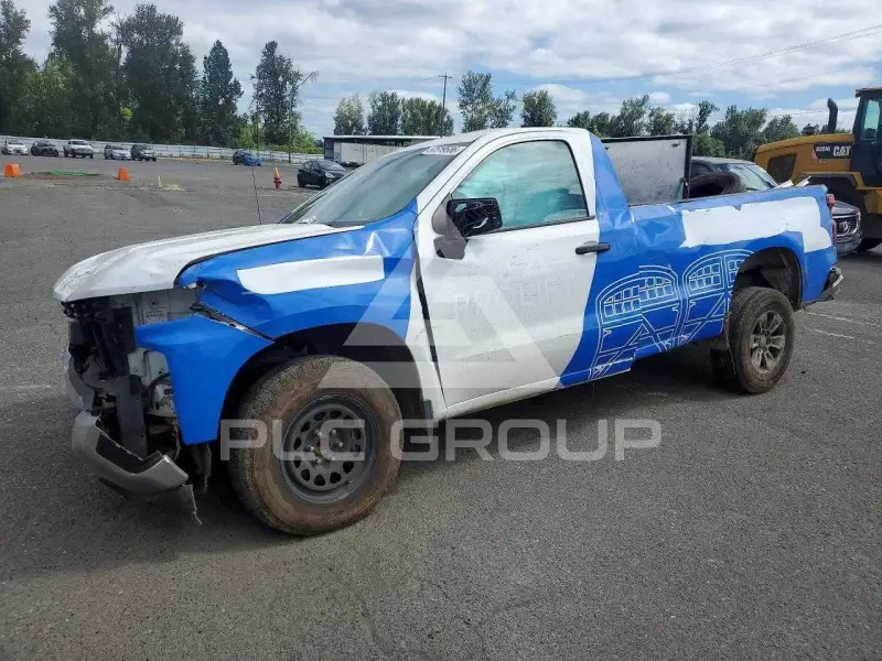 2021 Chevrolet Silverado photo