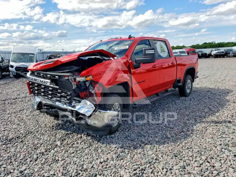 2021 Chevrolet Silverado photo