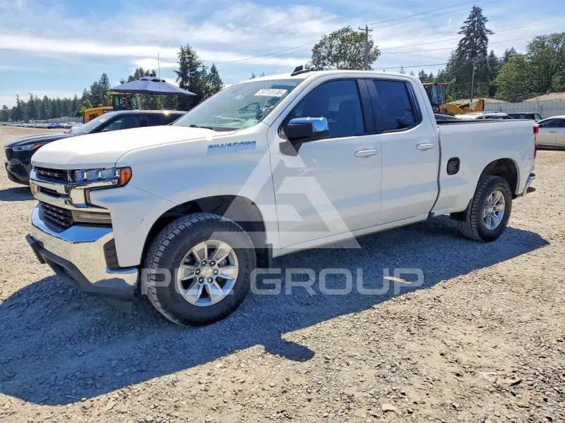 2021 Chevrolet Silverado photo