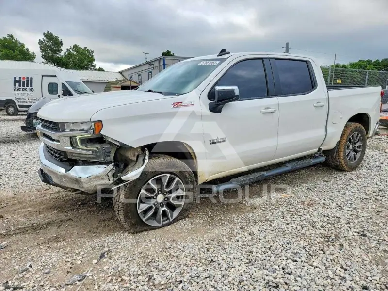 2021 Chevrolet Silverado photo