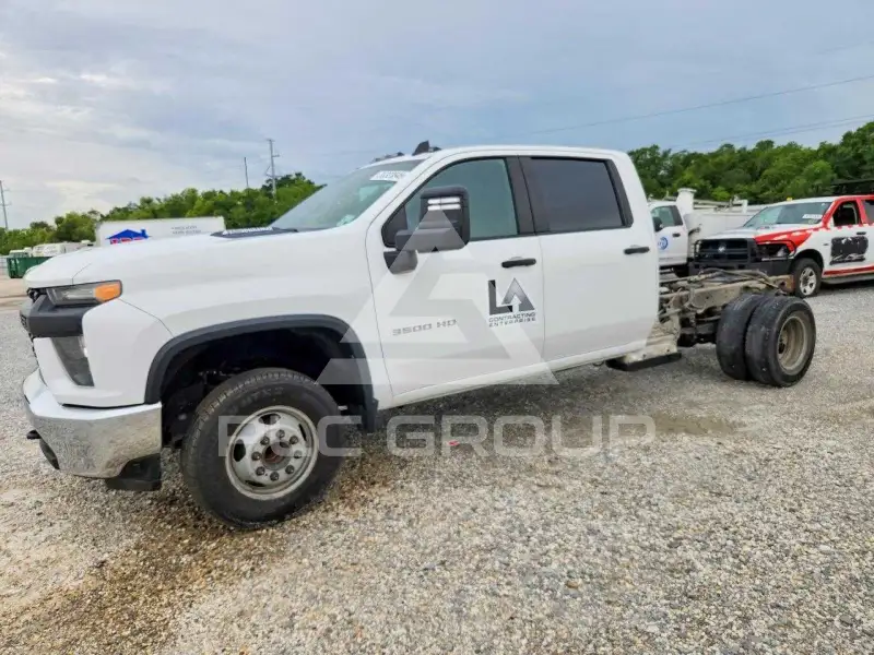 2021 Chevrolet Silverado фото