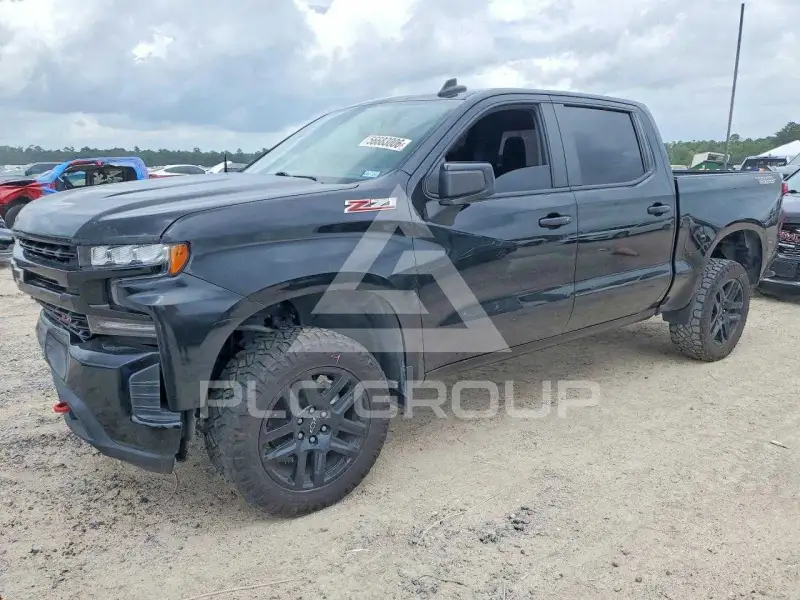 2021 Chevrolet Silverado photo