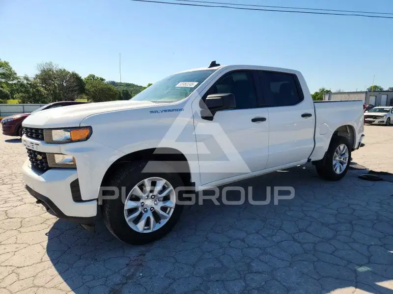 2021 Chevrolet Silverado photo