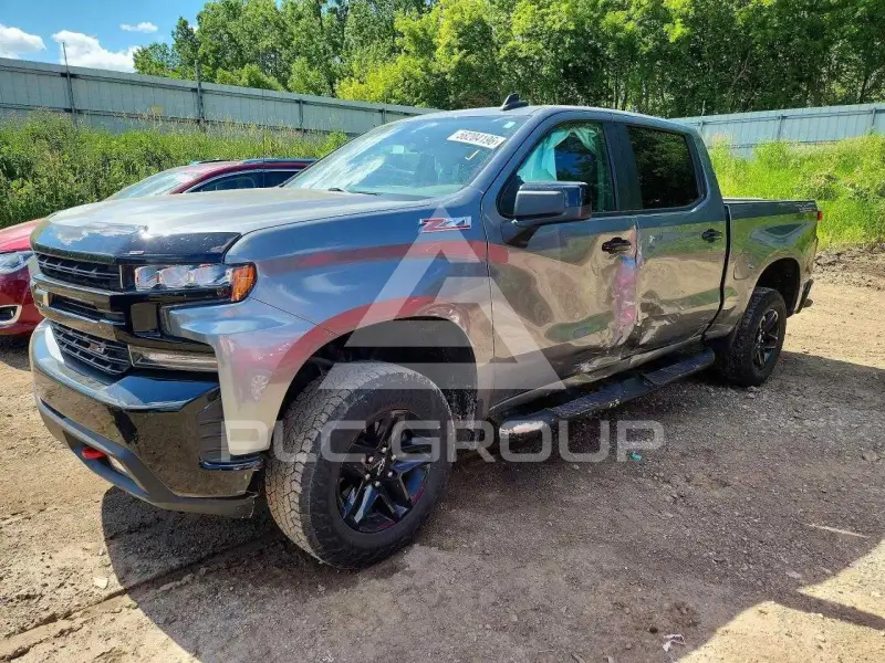 2021 Chevrolet Silverado photo