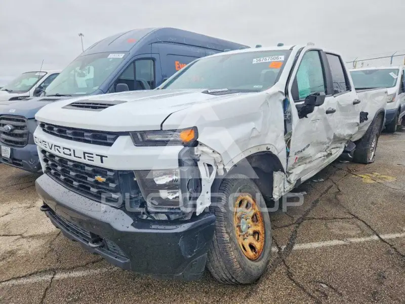 2021 Chevrolet Silverado photo