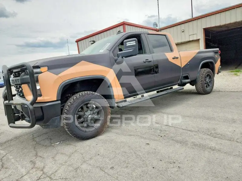 2021 Chevrolet Silverado photo
