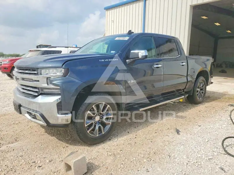 2021 Chevrolet Silverado photo