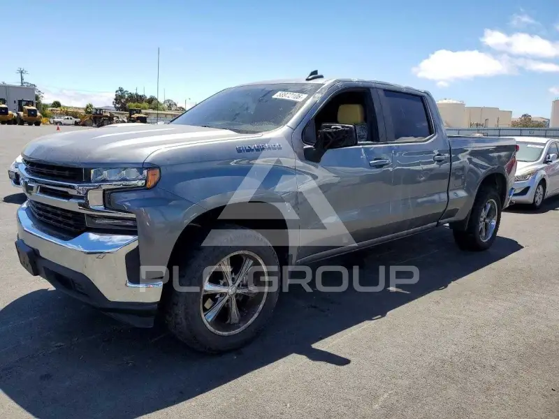 2021 Chevrolet Silverado photo
