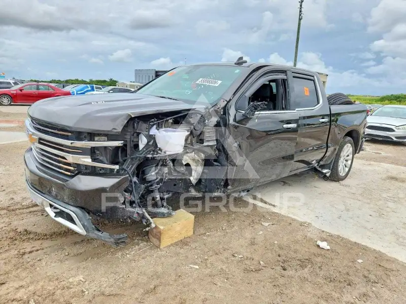 2021 Chevrolet Silverado photo