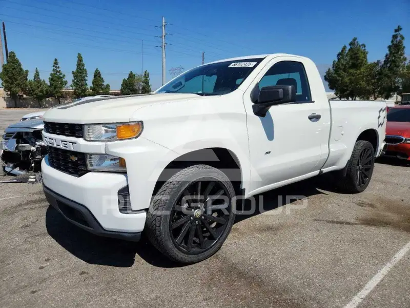 2021 Chevrolet Silverado photo
