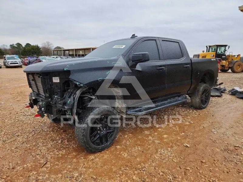 2021 Chevrolet Silverado photo